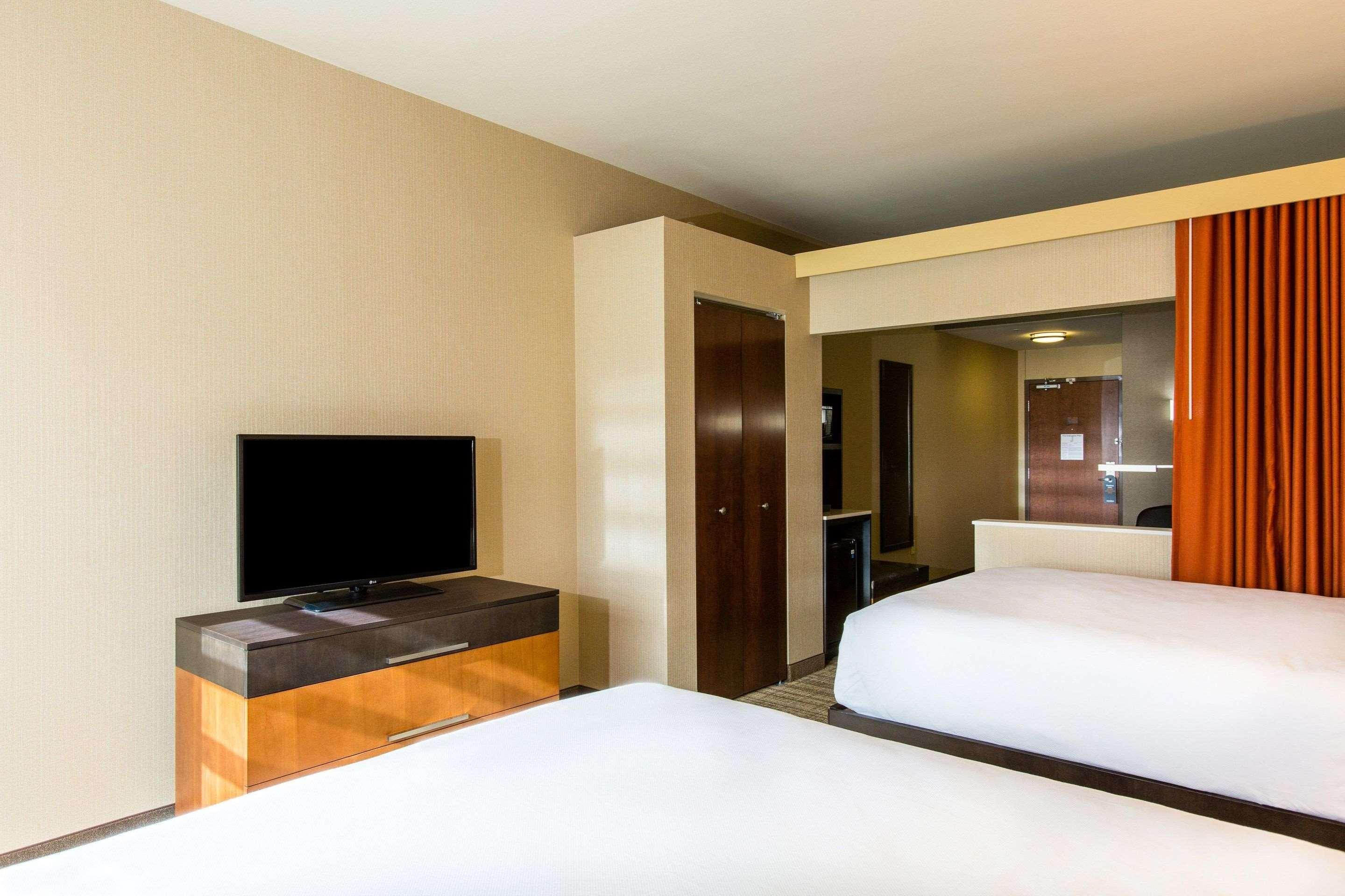 Cambria - Frisco Hotel Plano