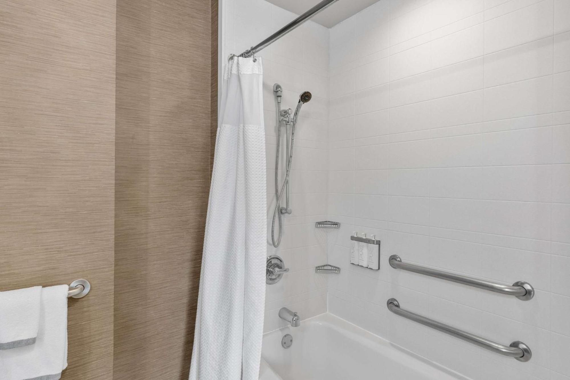 Cambria - Frisco Hotel Plano