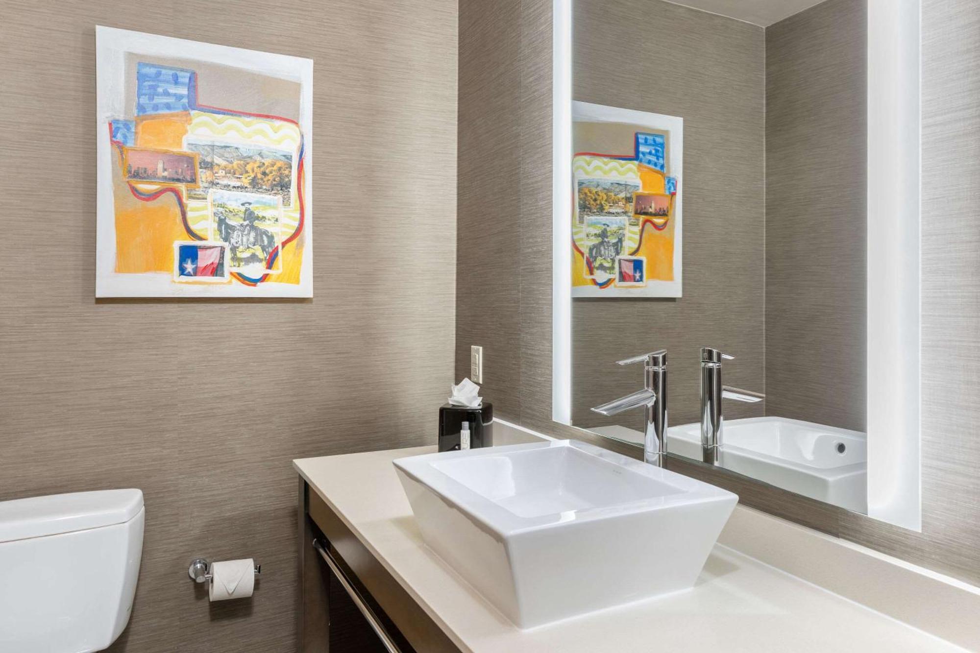 Hotel Cambria - Frisco
